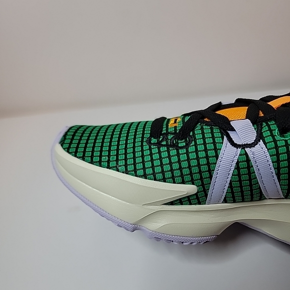 LEBRON WITNESS VII - Picture 7 of 11